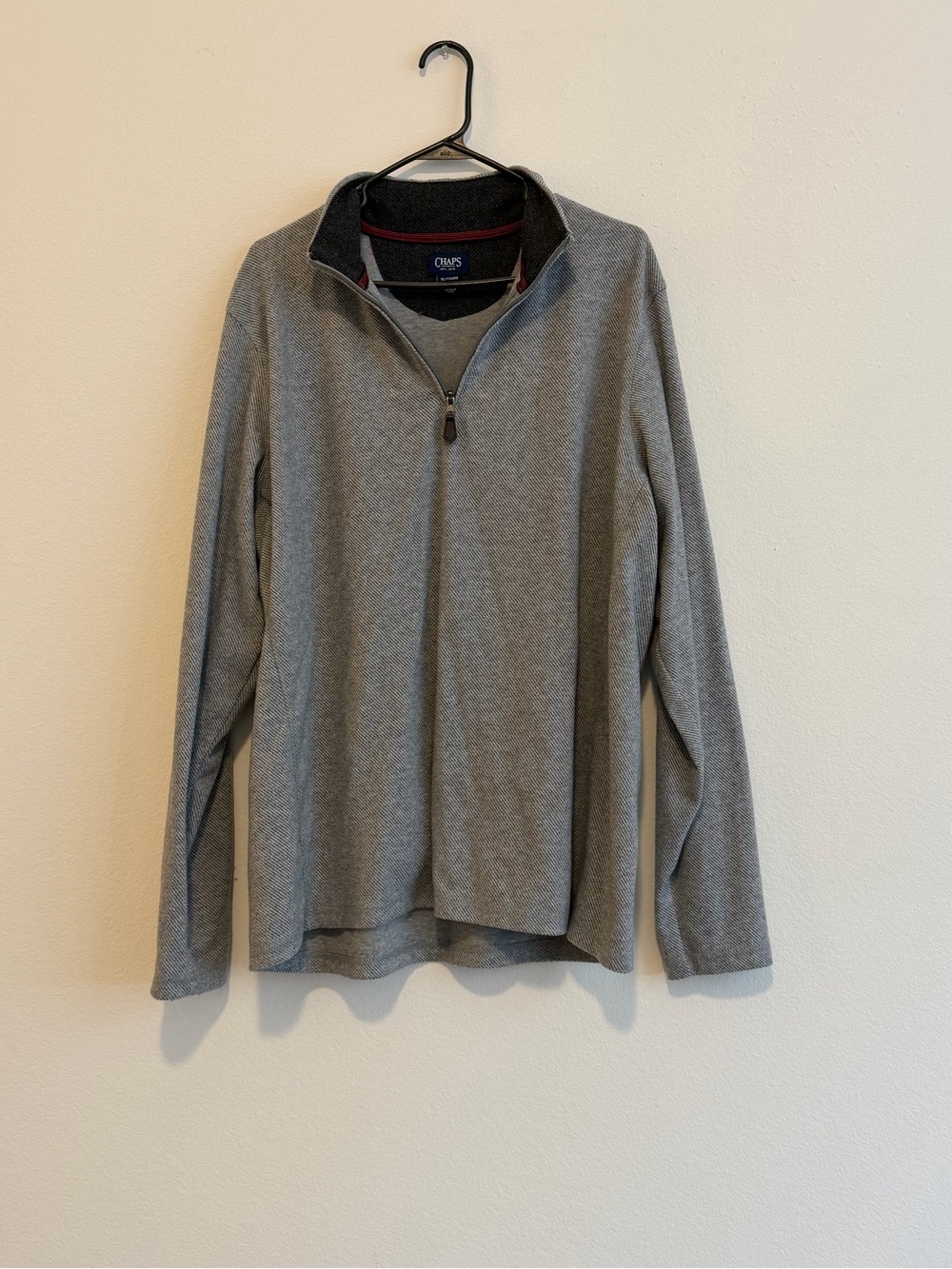 Chaps Men's Gray Half-Zip Pullover Sweater with Contrast Collar